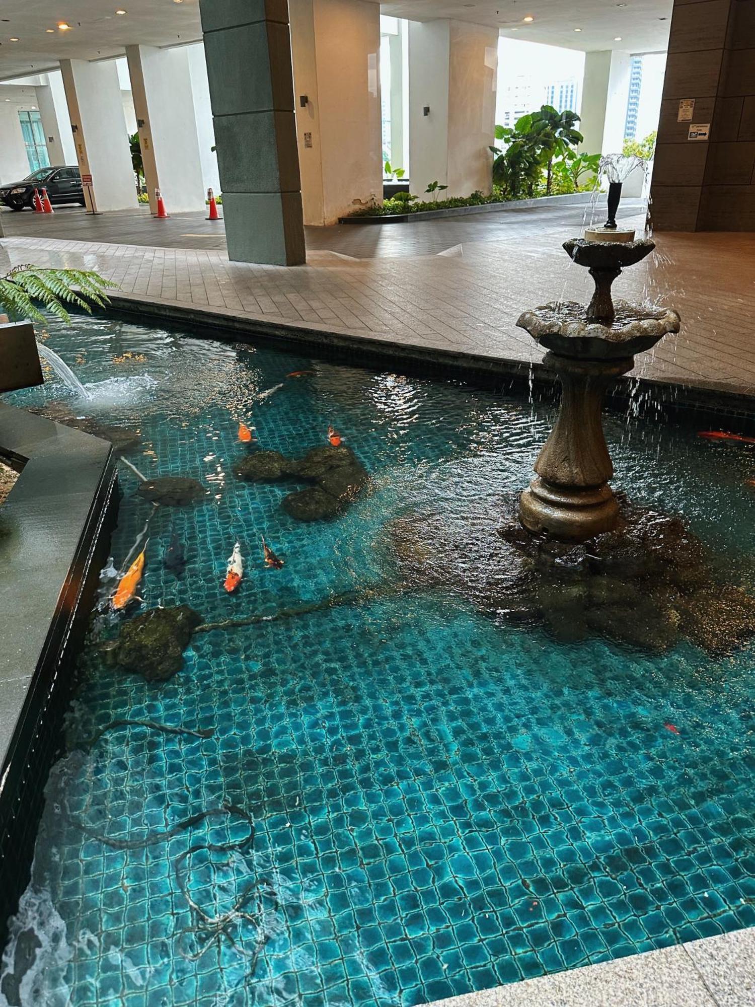 Modern Bauhaus Studio At Regalia Klcc Infinity Pool Куала-Лумпур Екстер'єр фото